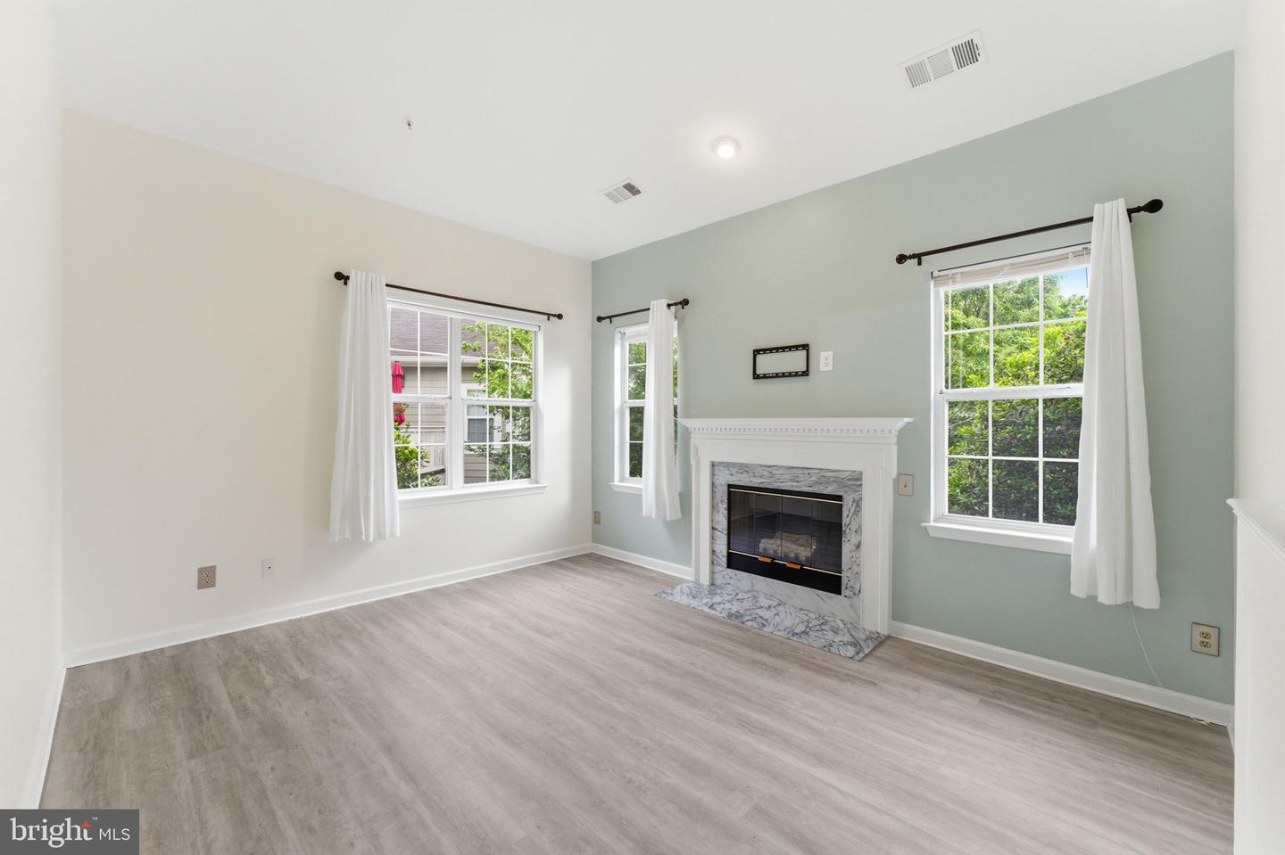 1720 Lake Shore Crest Dr #36 Property Photo 12