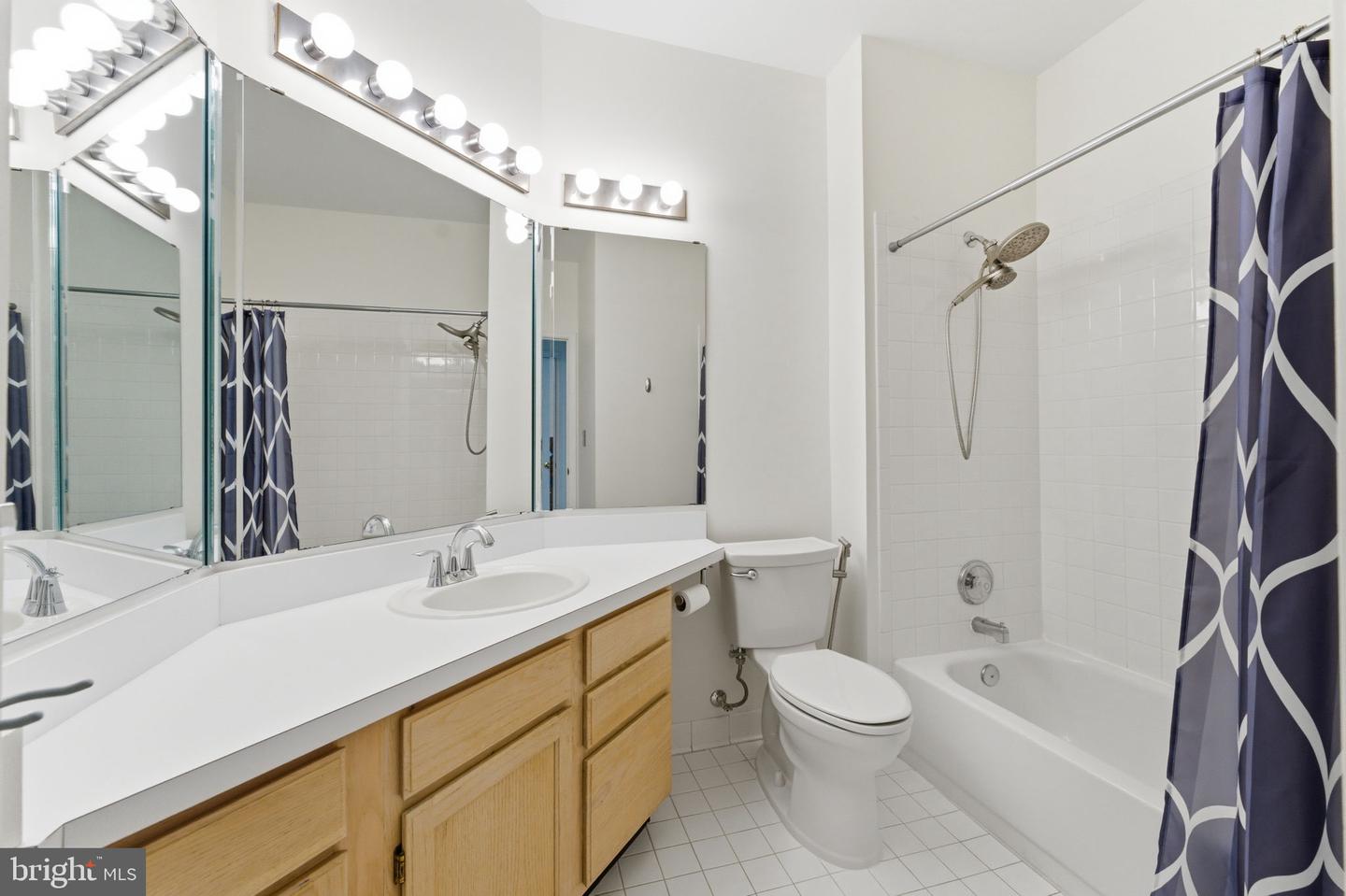 1720 Lake Shore Crest Dr #36 Property Photo 24