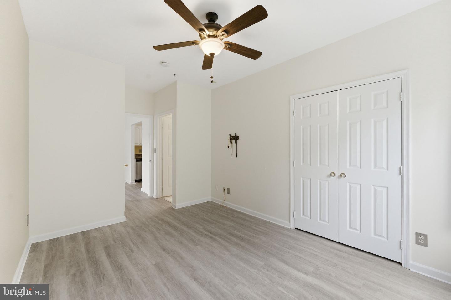 1720 Lake Shore Crest Dr #36 Property Photo 33