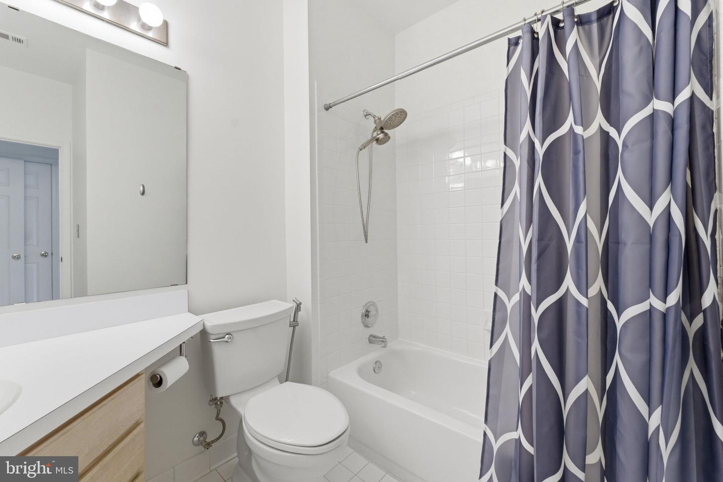 1720 Lake Shore Crest Dr #36 Property Photo 35