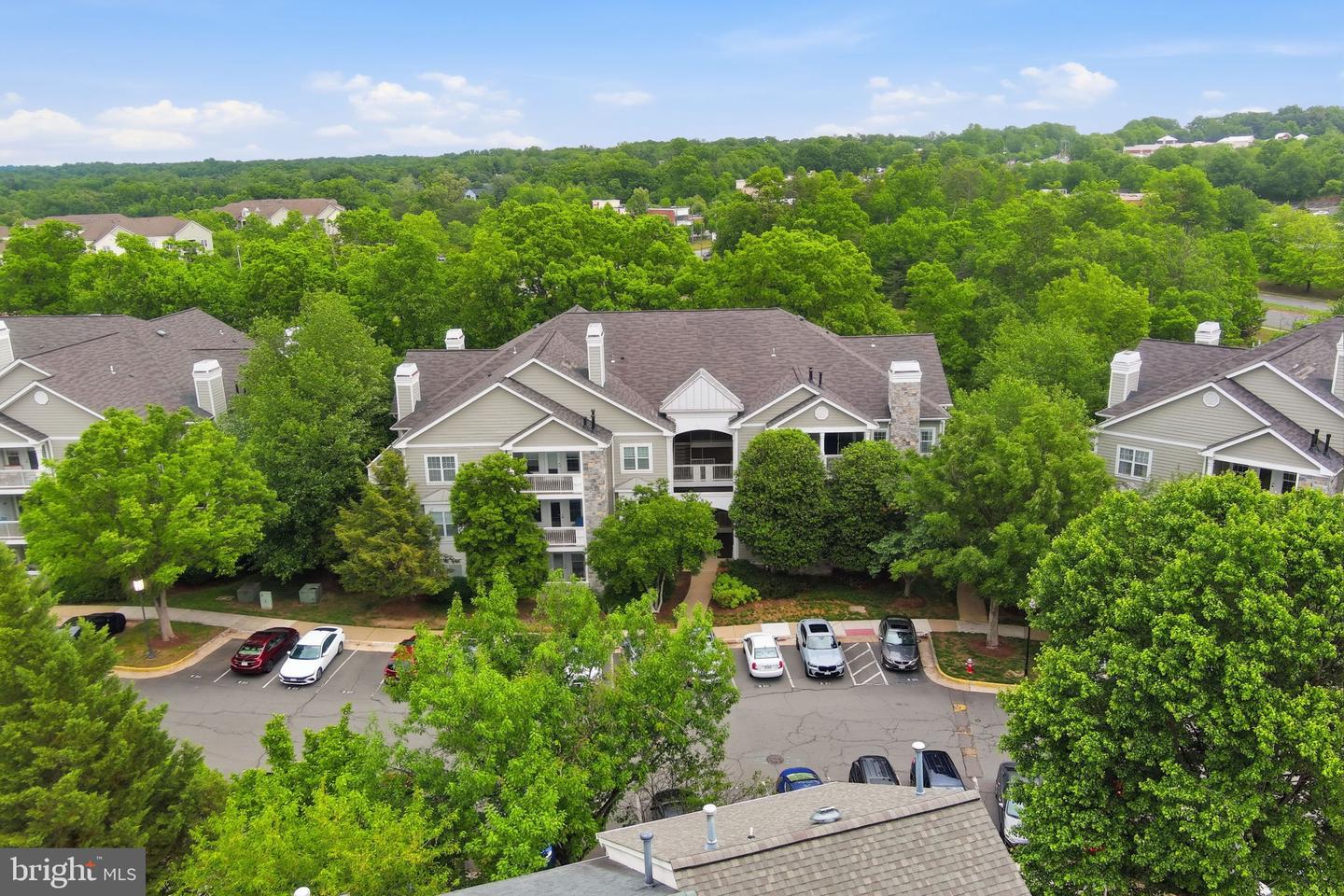1720 Lake Shore Crest Dr #36 Property Photo 44