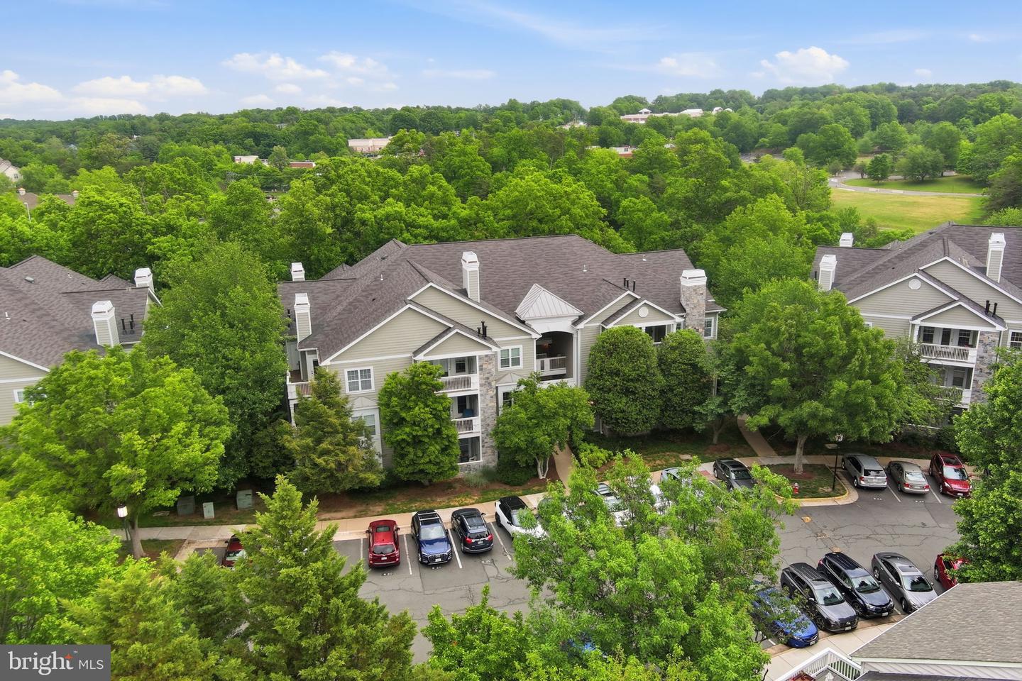 1720 Lake Shore Crest Dr #36 Property Photo 45