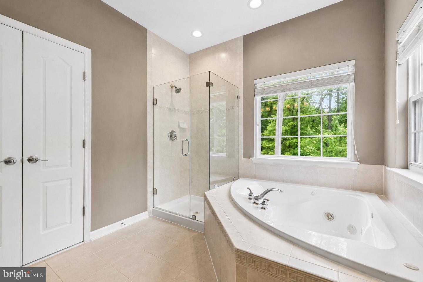 12654 Heron Ridge Dr Property Photo 27