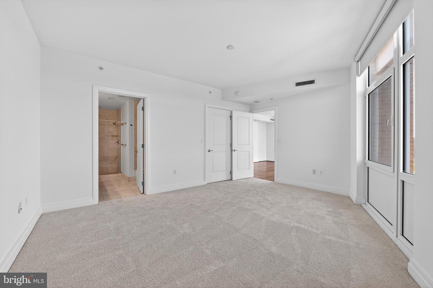 8220 Crestwood Heights #1517 Property Photo 16