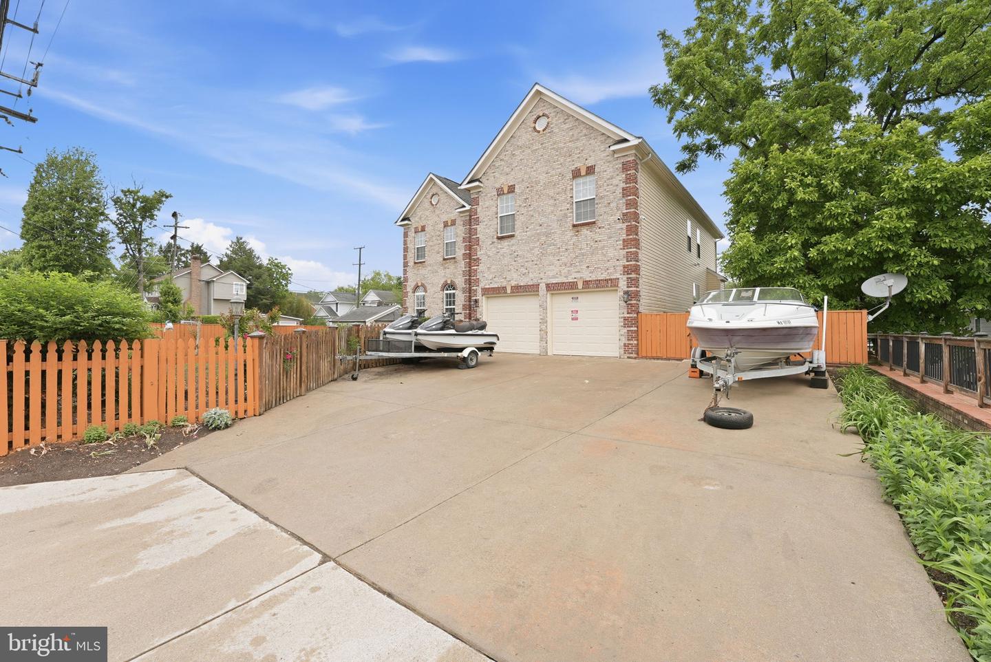 2914 Popkins Ln Property Photo 3