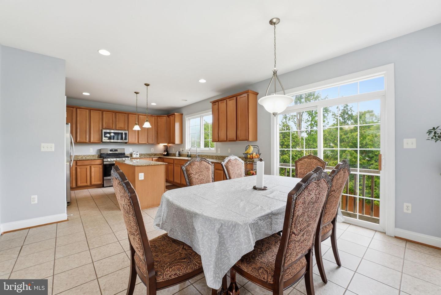 2914 Popkins Ln Property Photo 10