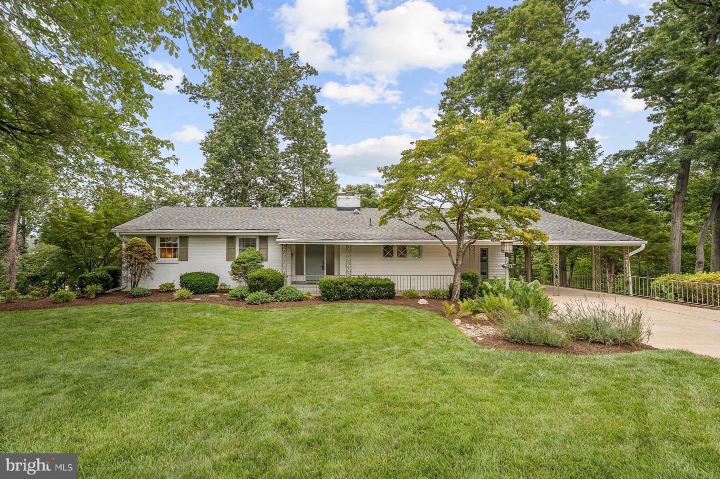 7842 Doane Ct Property Photo 1