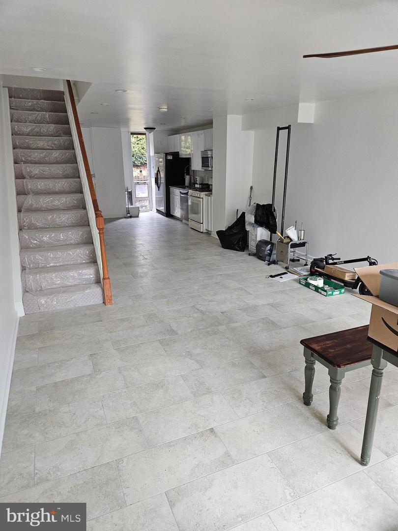 1604 Washington Plz N Property Photo 2