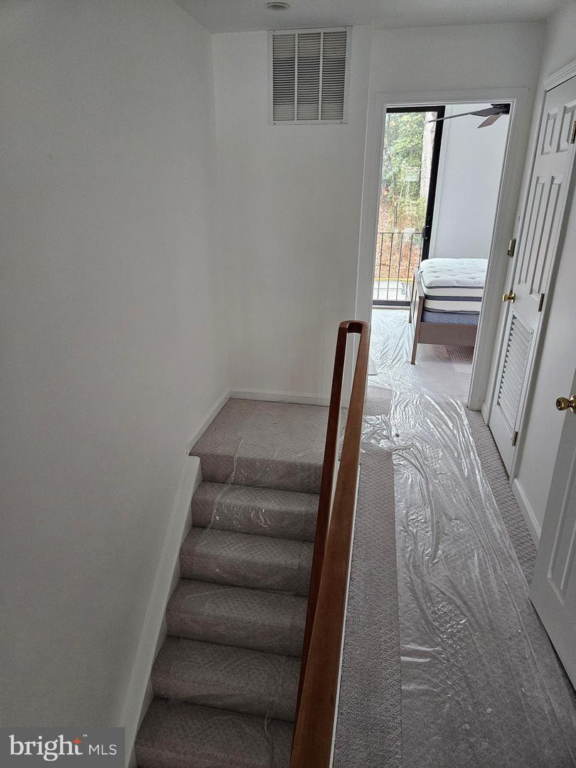 1604 Washington Plz N Property Photo 6