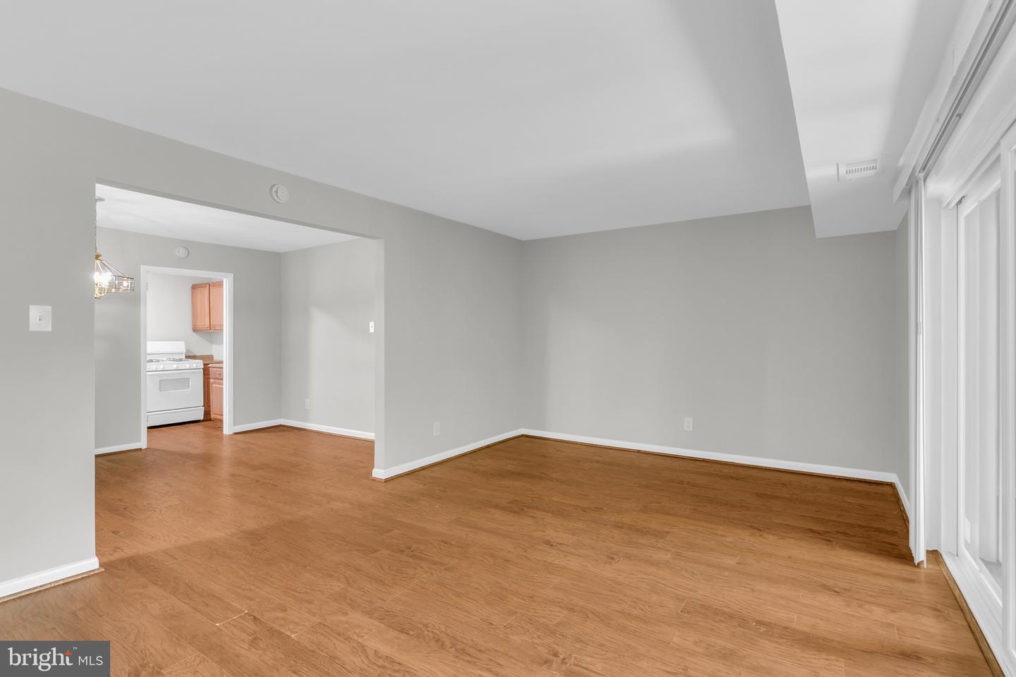 11620 Vantage Hill Rd #22b Property Photo 8