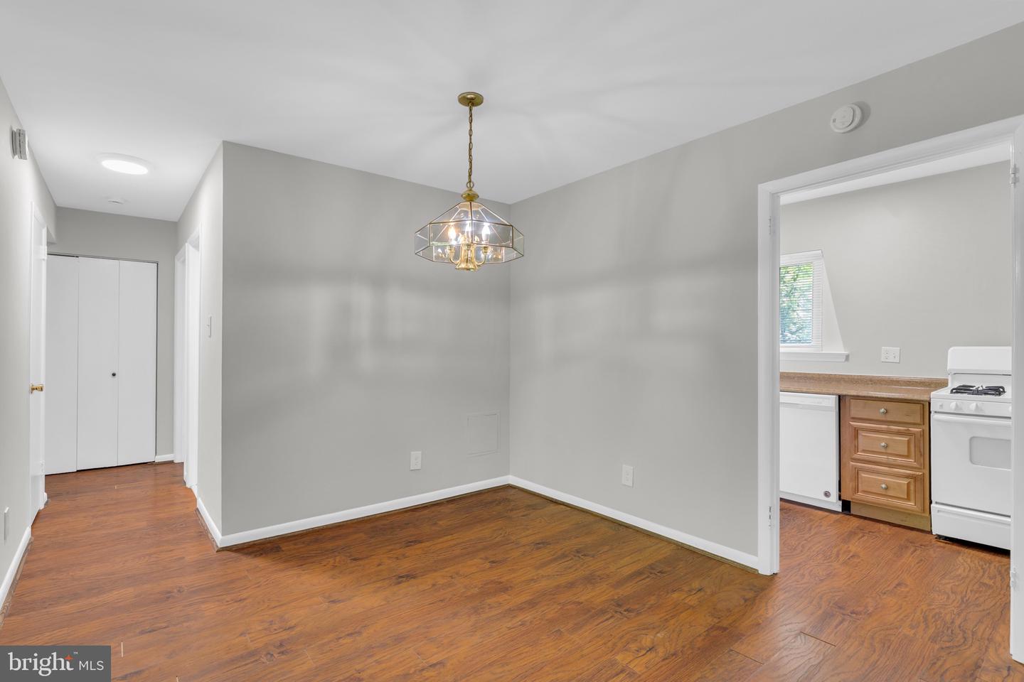 11620 Vantage Hill Rd #22b Property Photo 9