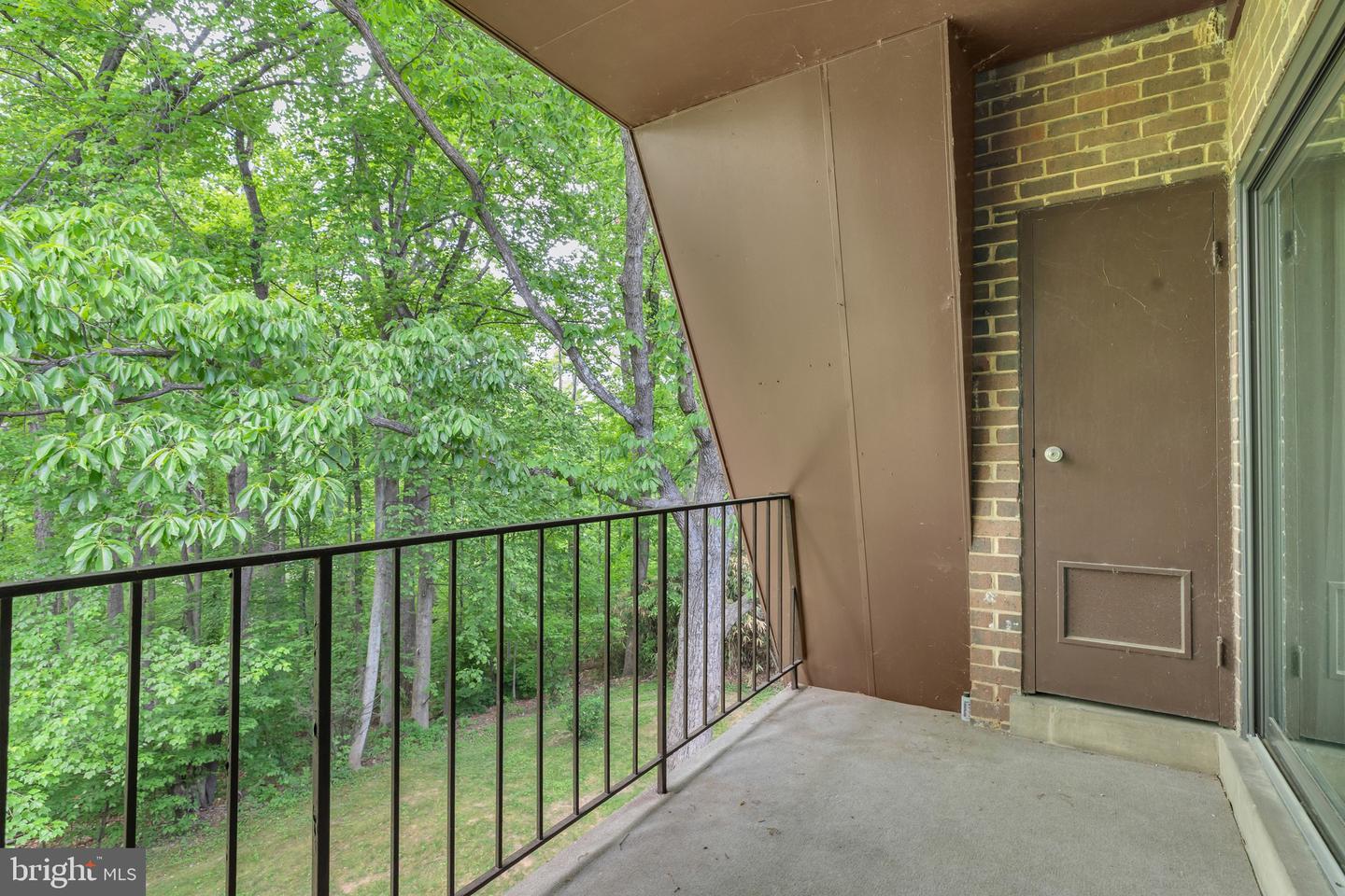 11620 Vantage Hill Rd #22b Property Photo 23