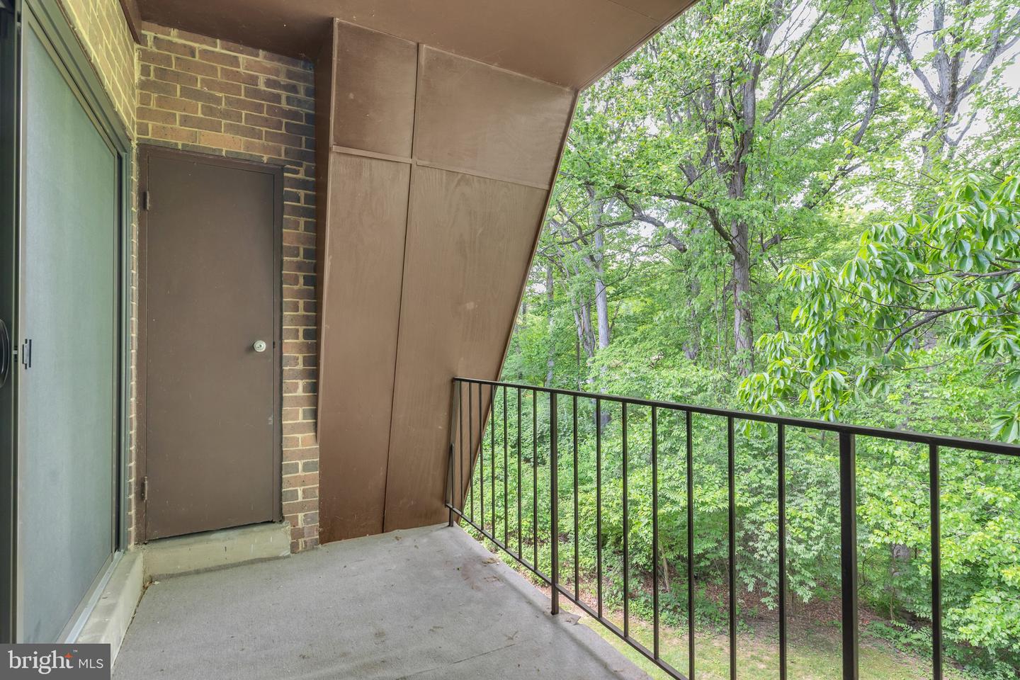 11620 Vantage Hill Rd #22b Property Photo 24