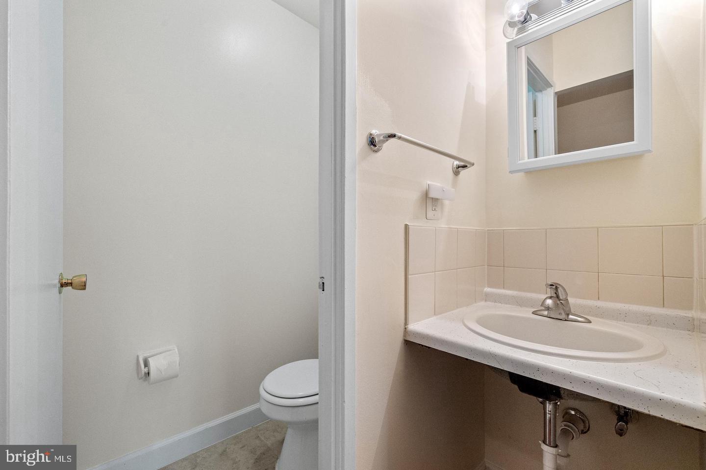7984 Audubon Ave #203 Property Photo 23