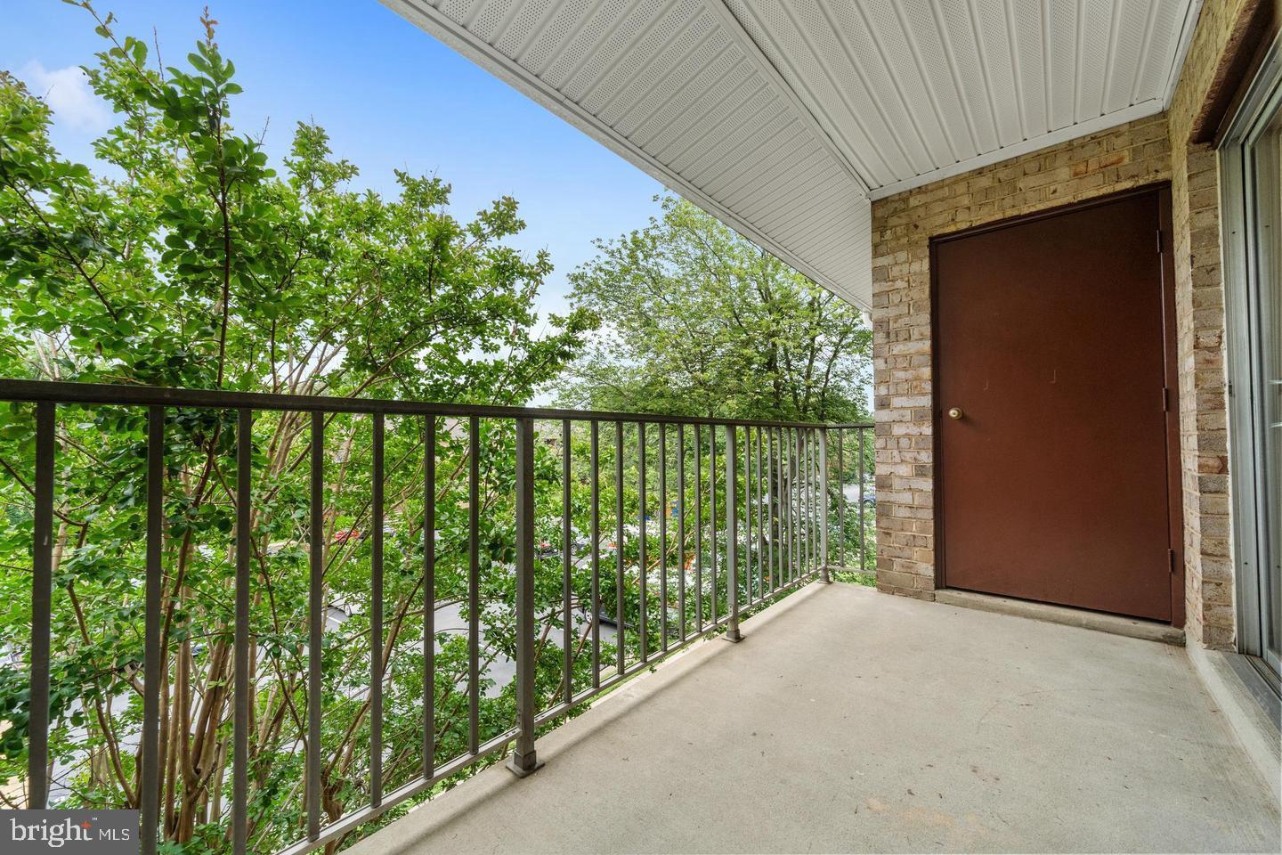 7984 Audubon Ave #203 Property Photo 24