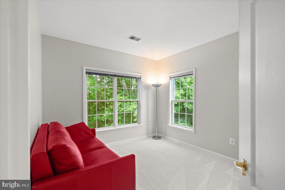7136 Ayers Meadow Ln Property Photo 30