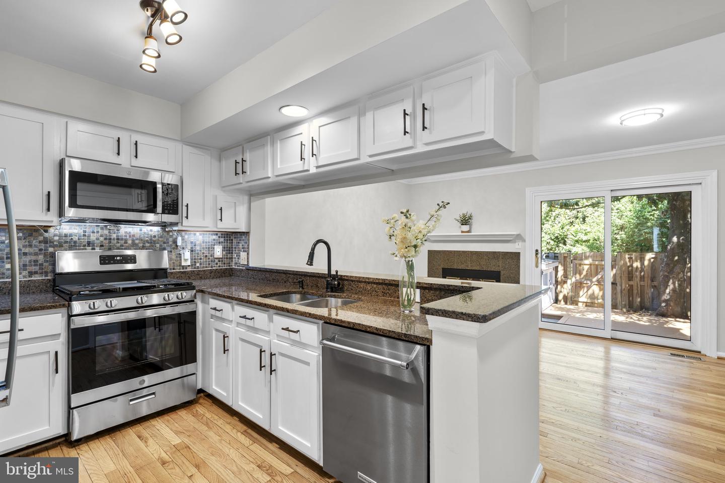 6557 Cypress Point Rd Property Photo 6