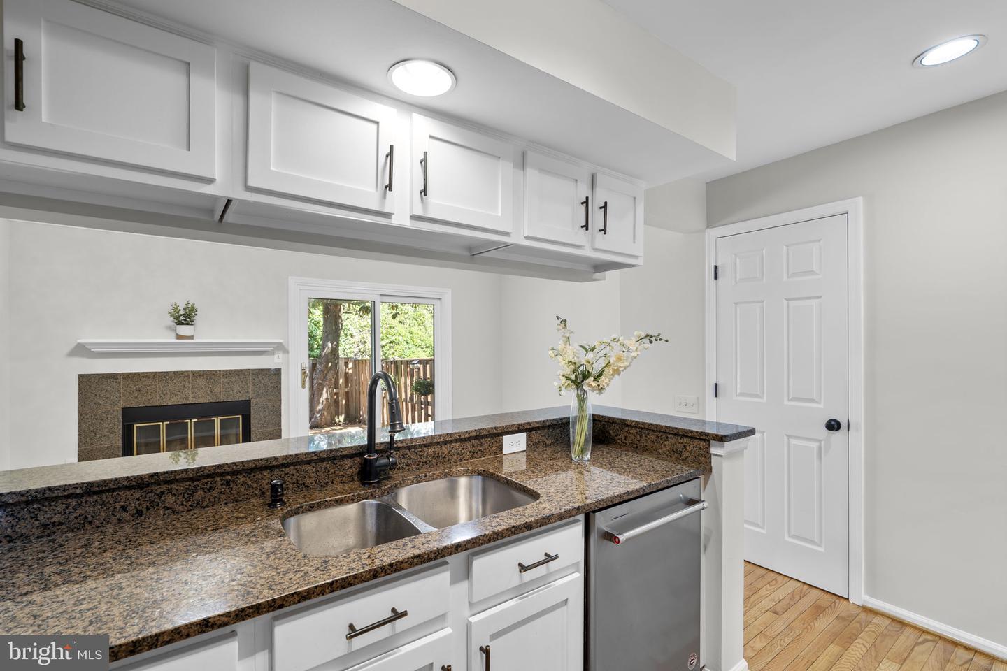 6557 Cypress Point Rd Property Photo 8