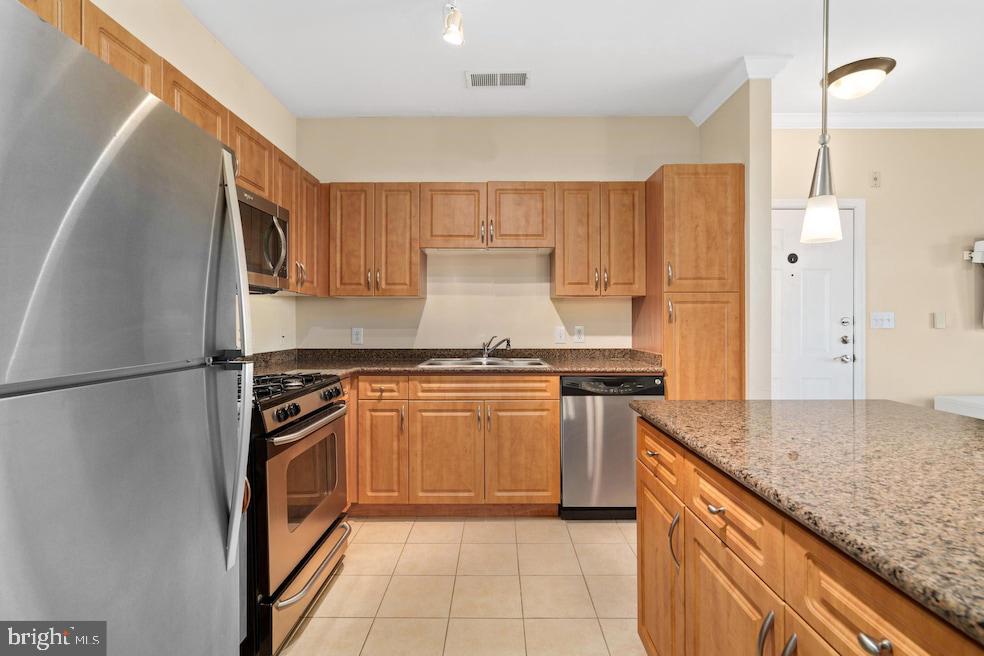 12901 Centre Park Cir #217 Property Photo 4
