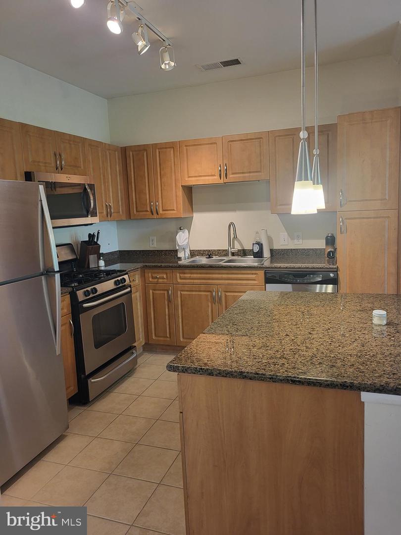 12901 Centre Park Cir #217 Property Photo 9