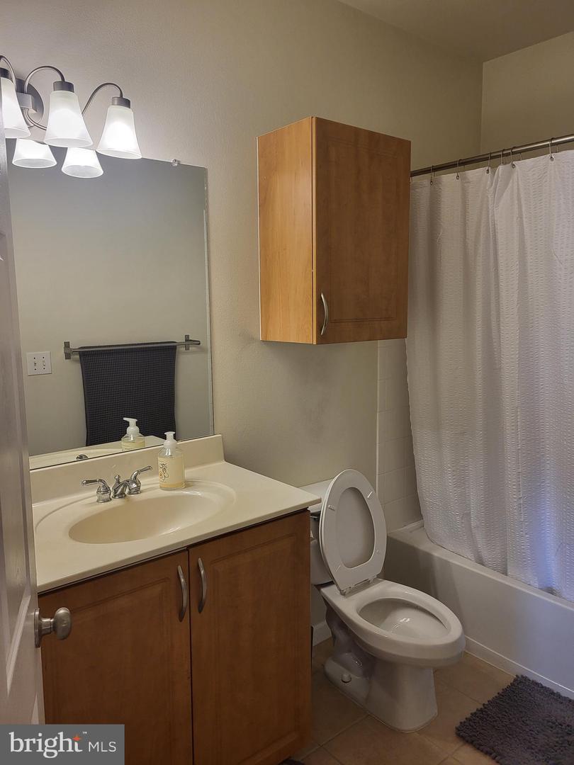 12901 Centre Park Cir #217 Property Photo 10