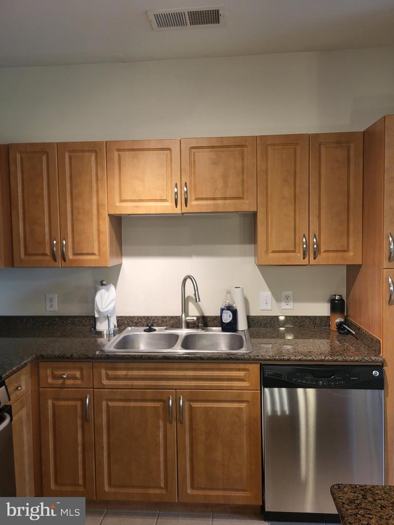 12901 Centre Park Cir #217 Property Photo 11