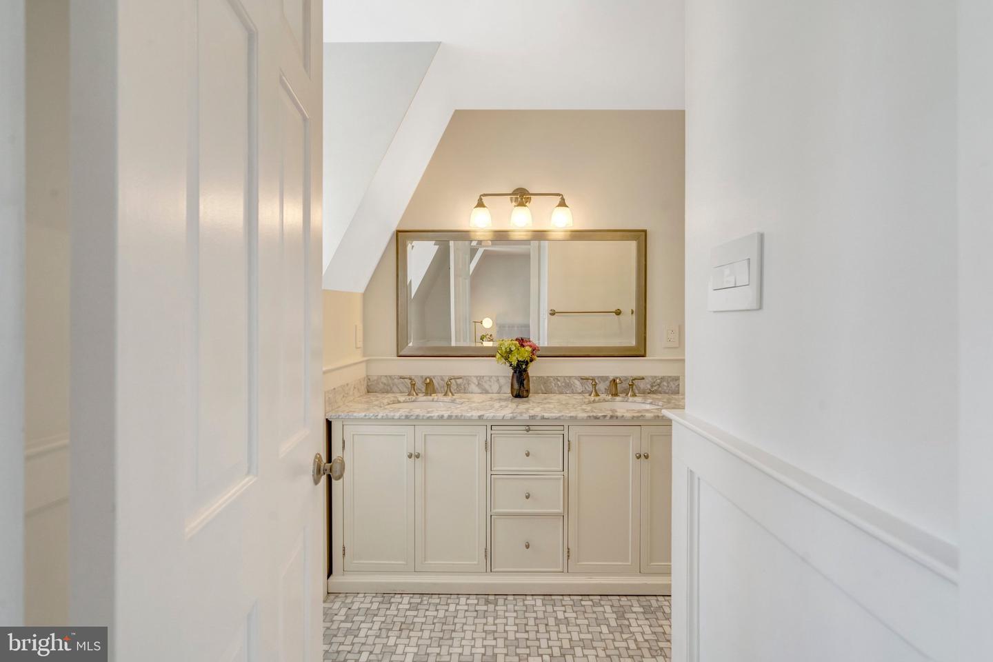 1122 Kensington Rd Property Photo 16