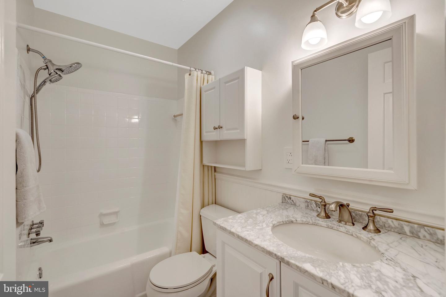 1122 Kensington Rd Property Photo 21