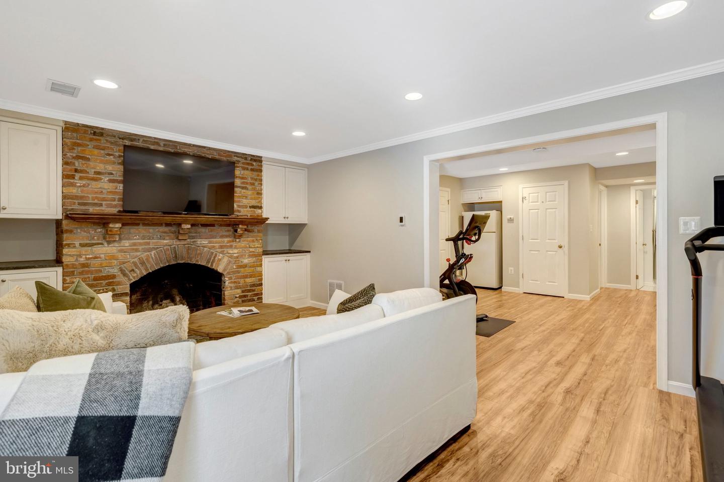 1122 Kensington Rd Property Photo 26