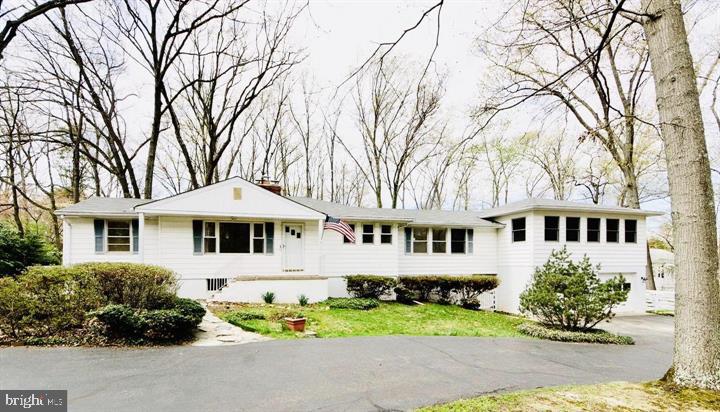 4046 Elizabeth Ln Property Photo 1