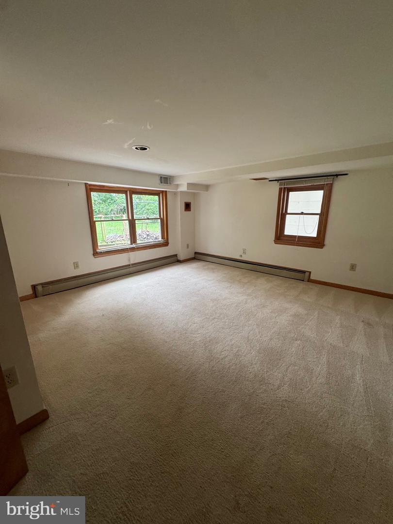 4046 Elizabeth Ln Property Photo 24