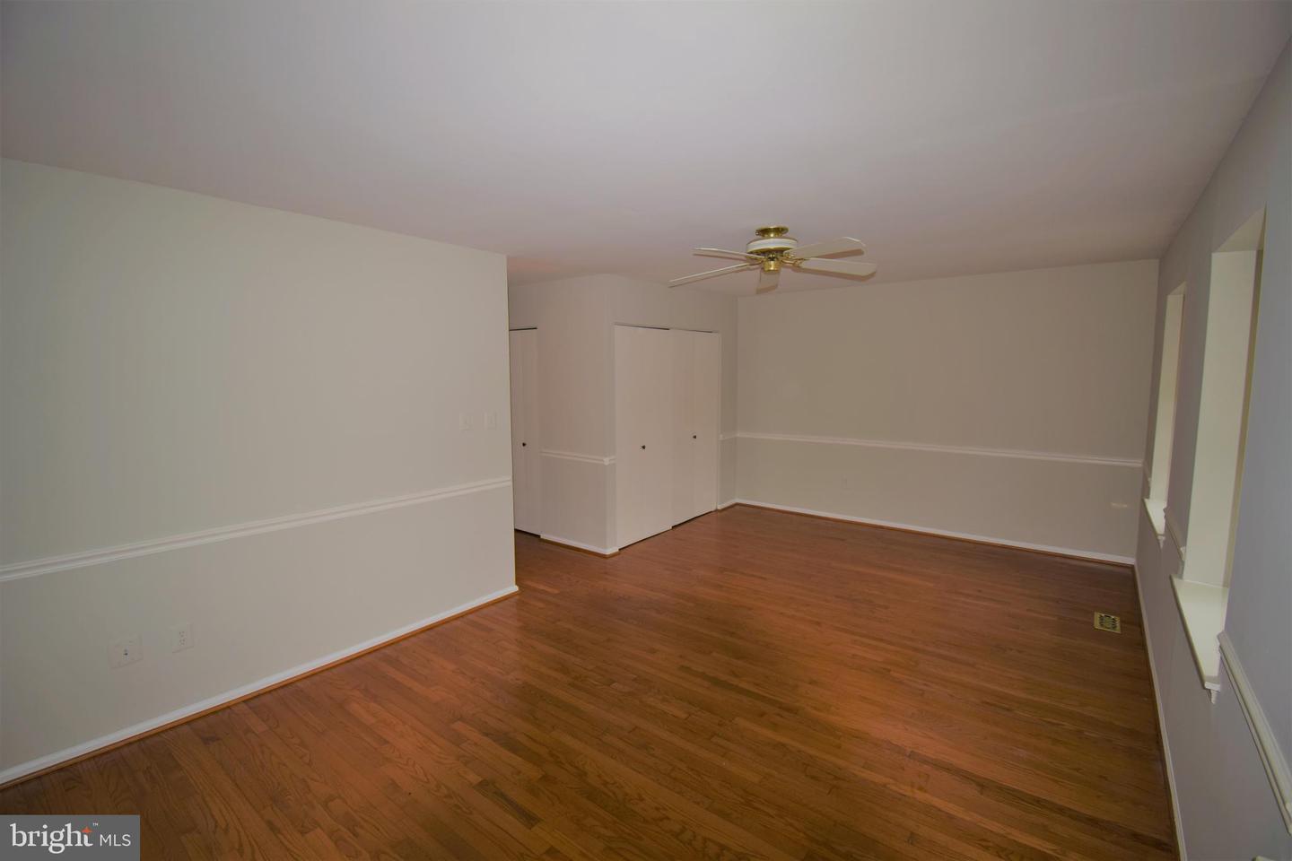 8243 Cedar Landing Ct Property Photo 20