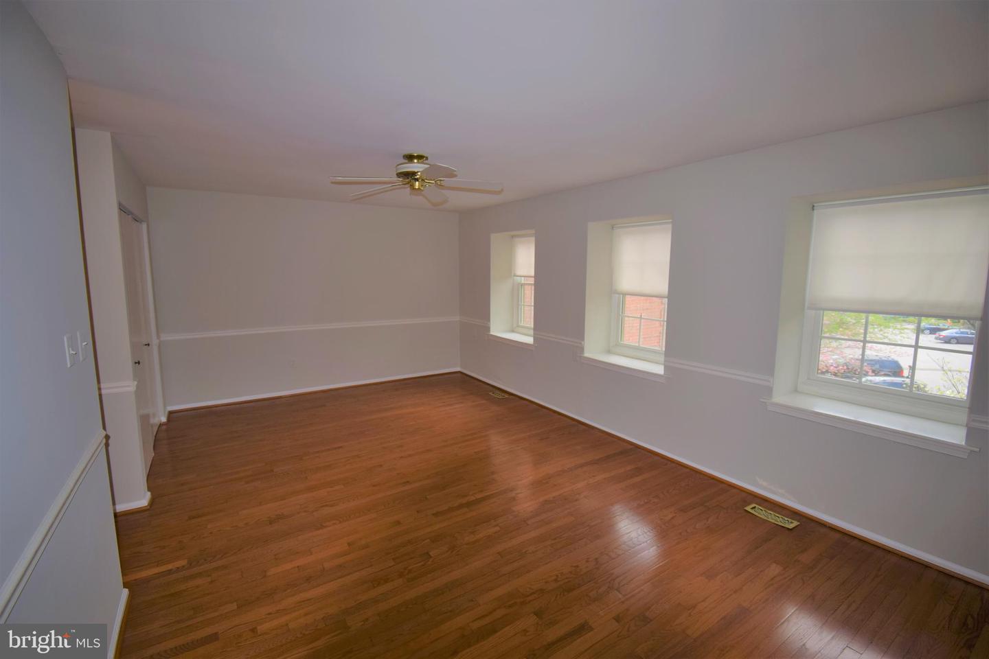 8243 Cedar Landing Ct Property Photo 21