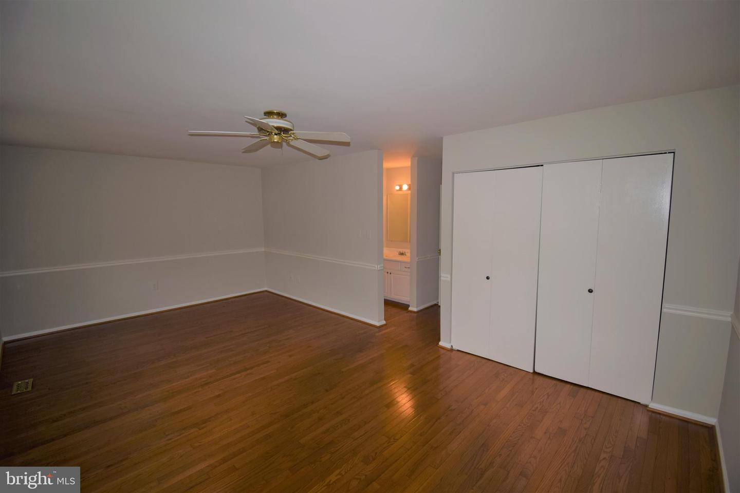8243 Cedar Landing Ct Property Photo 23
