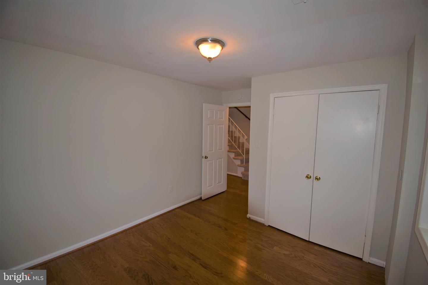 8243 Cedar Landing Ct Property Photo 27