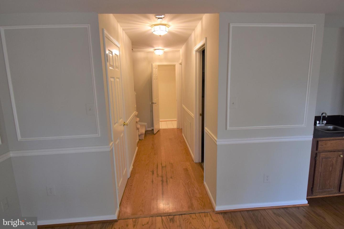 8243 Cedar Landing Ct Property Photo 33