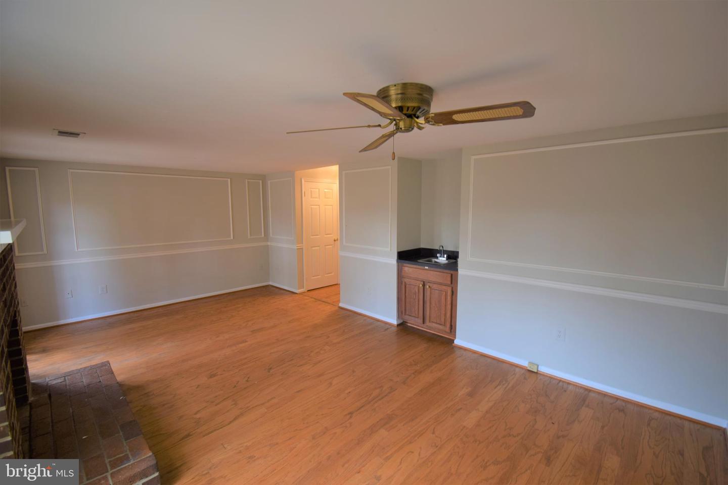 8243 Cedar Landing Ct Property Photo 36