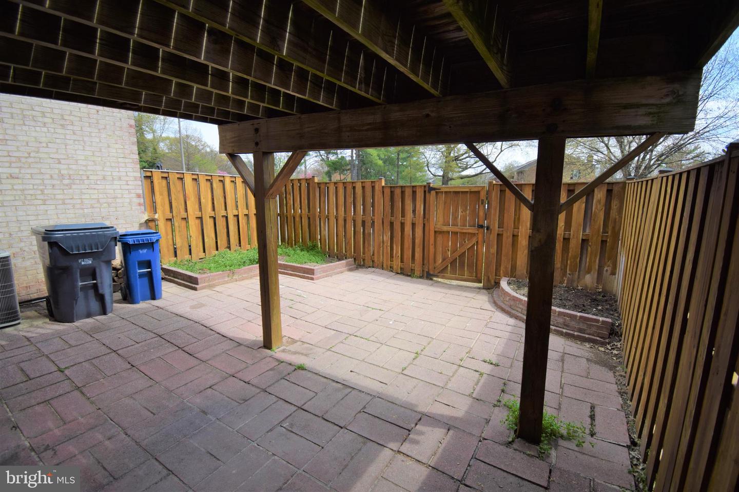 8243 Cedar Landing Ct Property Photo 38
