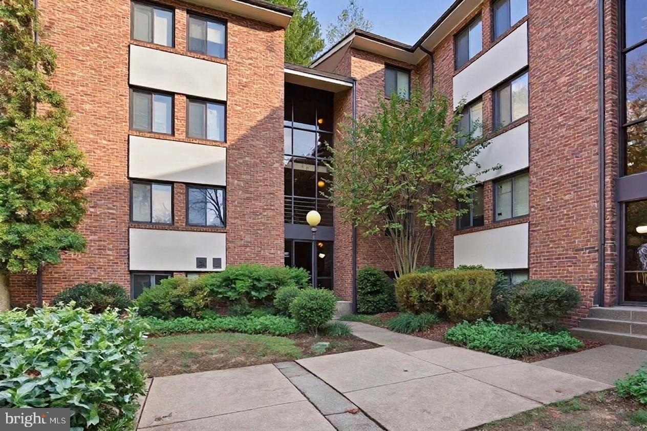 1552 Northgate Sq #12b Property Photo 1
