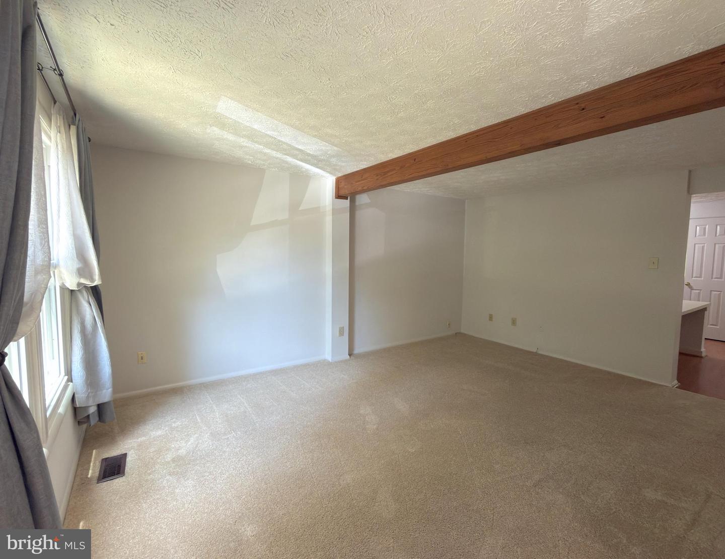 5519 Inverness Woods Ct Property Photo 4