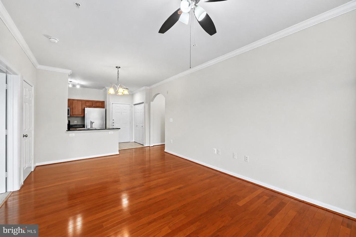 12905 Centre Park Cir #212 Property Photo 4