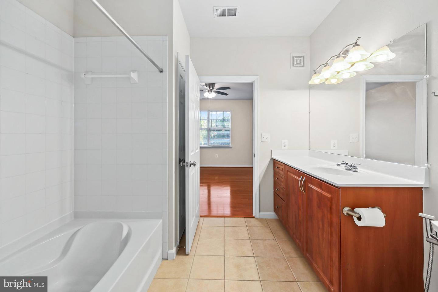 12905 Centre Park Cir #212 Property Photo 17