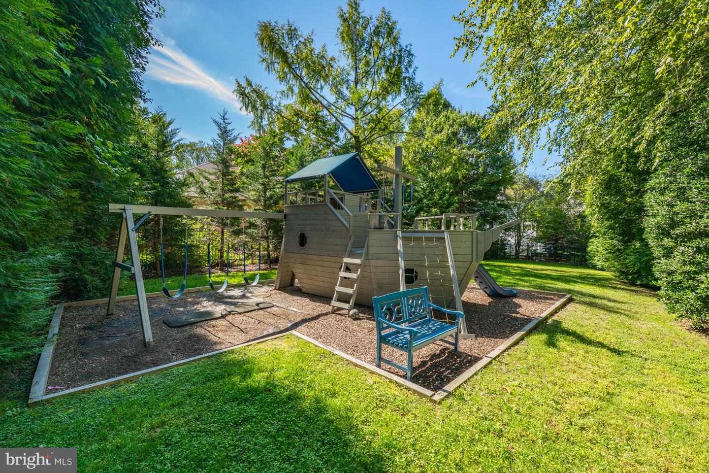 8305 Fox Haven Dr Property Photo 9