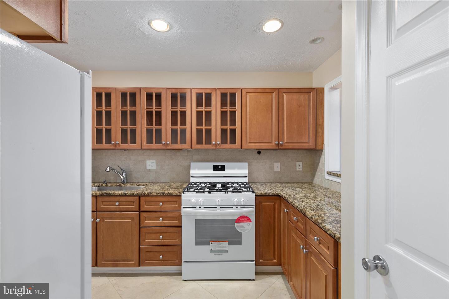 10110 Oakton Terrace Rd #10110 Property Photo 6