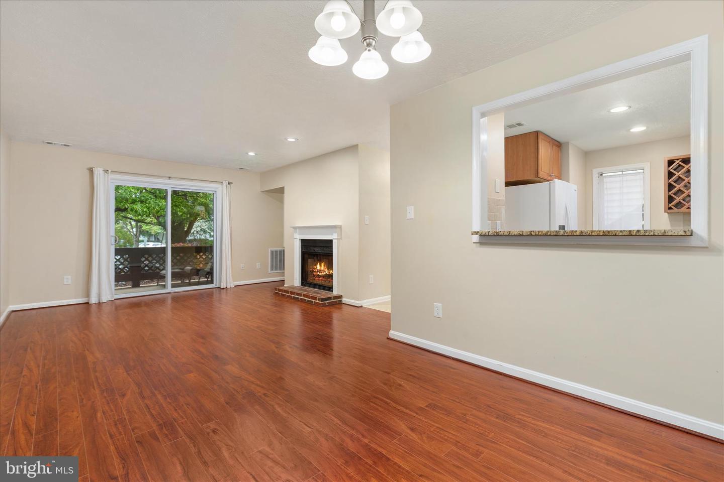10110 Oakton Terrace Rd #10110 Property Photo 7