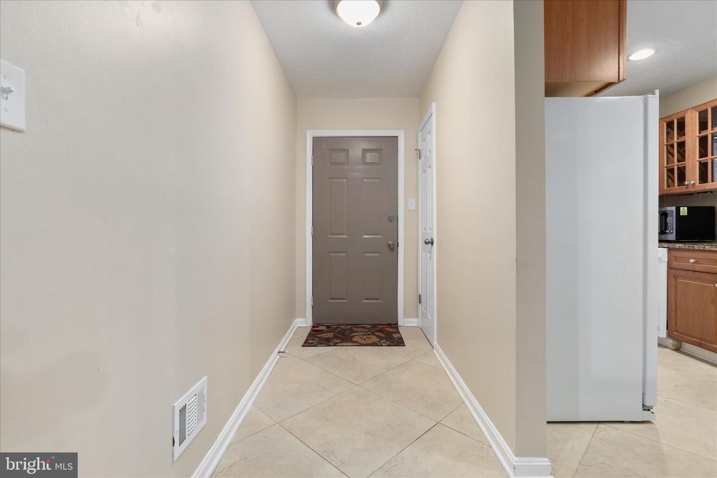 10110 Oakton Terrace Rd #10110 Property Photo 13