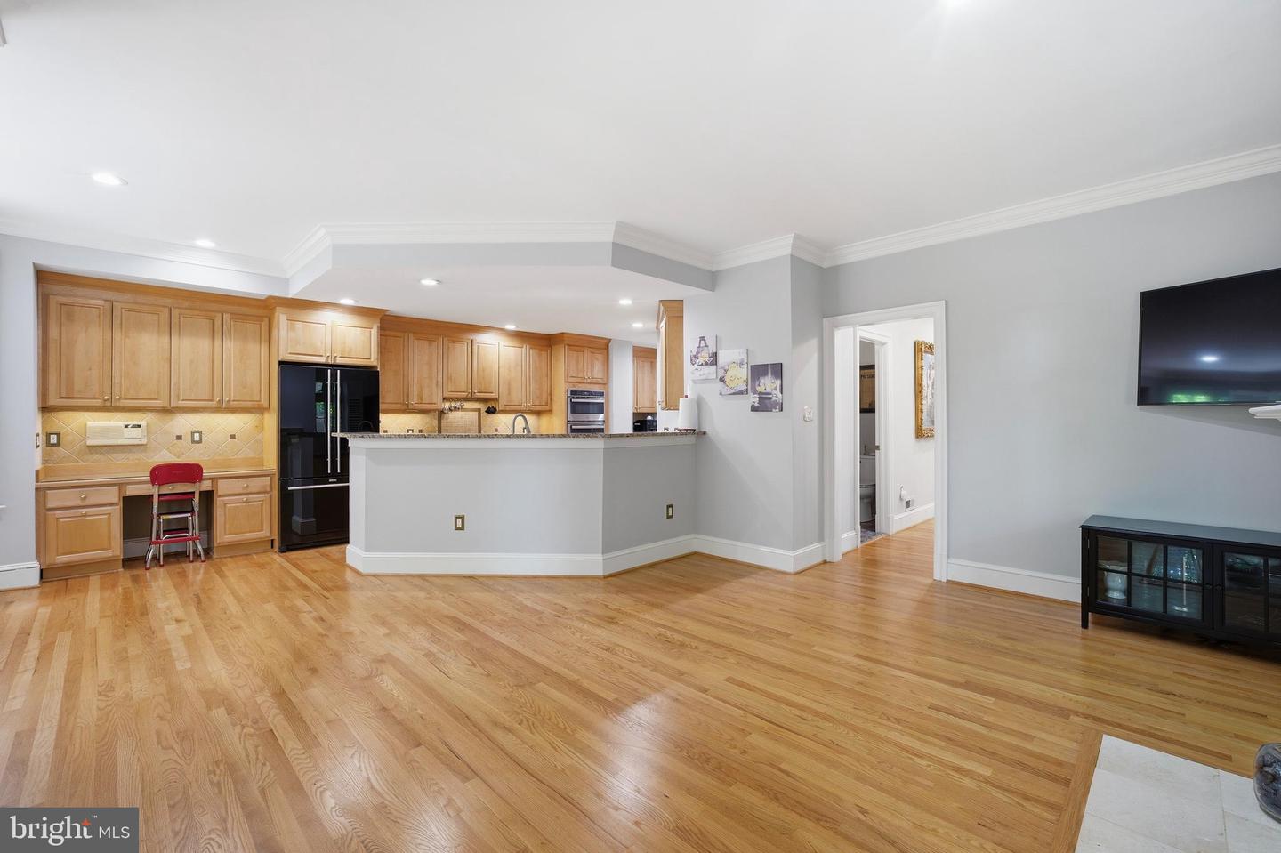 2026 Mayfair Mclean Ct Property Photo 23