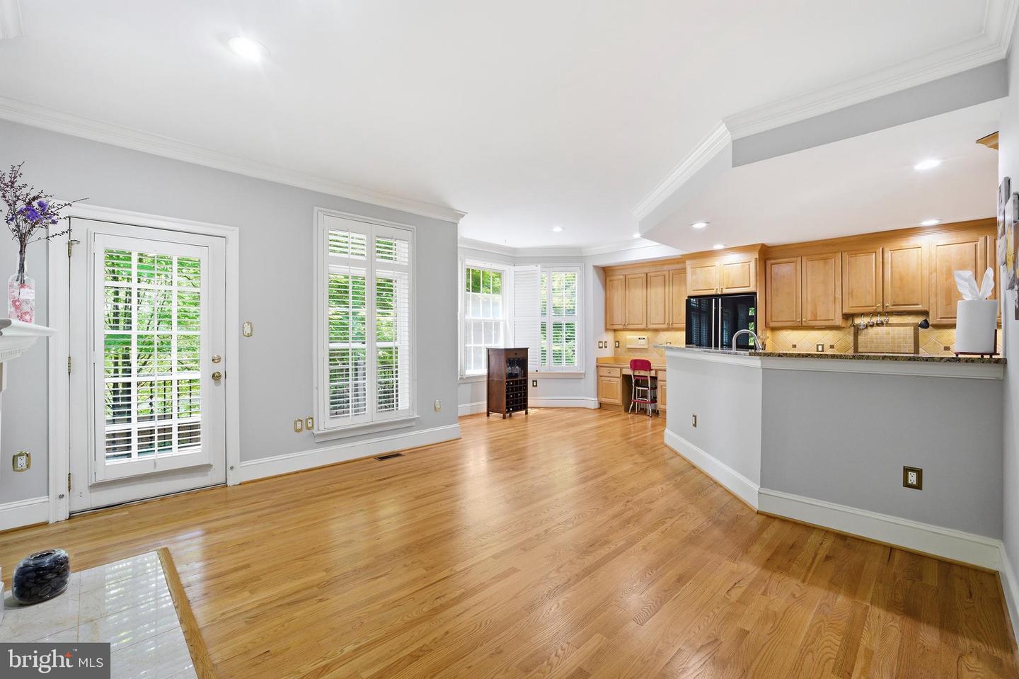 2026 Mayfair Mclean Ct Property Photo 24