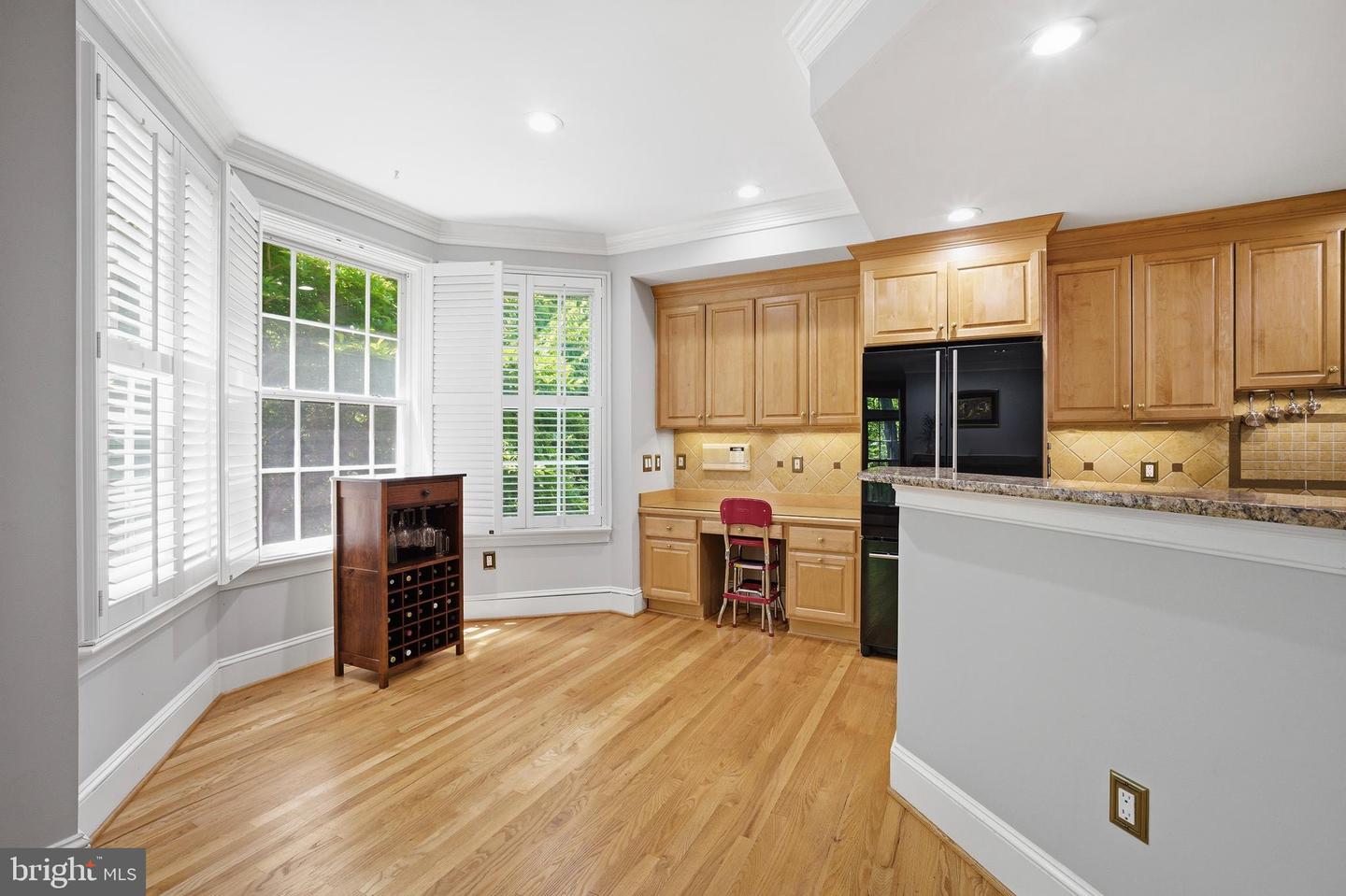 2026 Mayfair Mclean Ct Property Photo 25