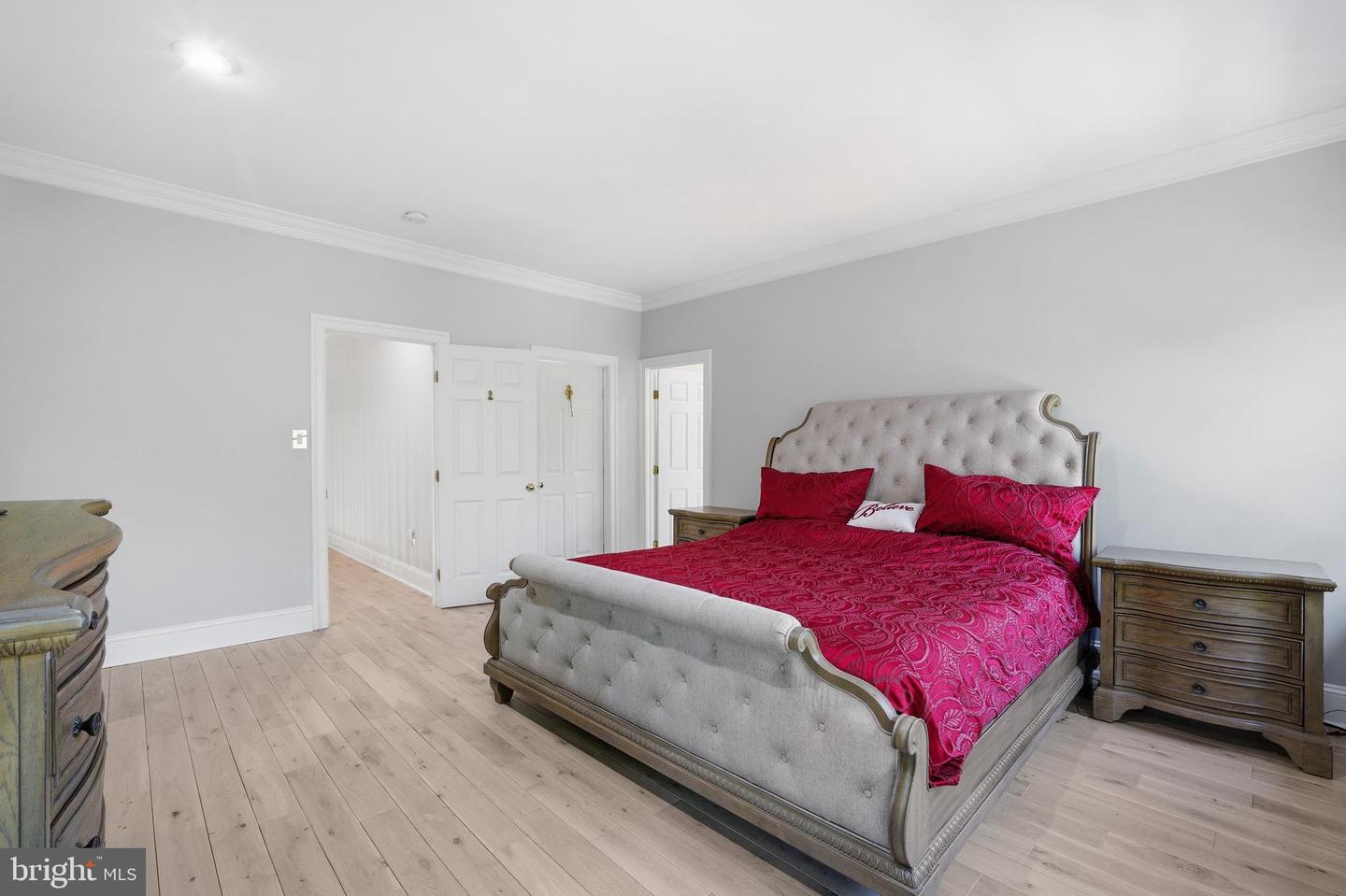2026 Mayfair Mclean Ct Property Photo 32